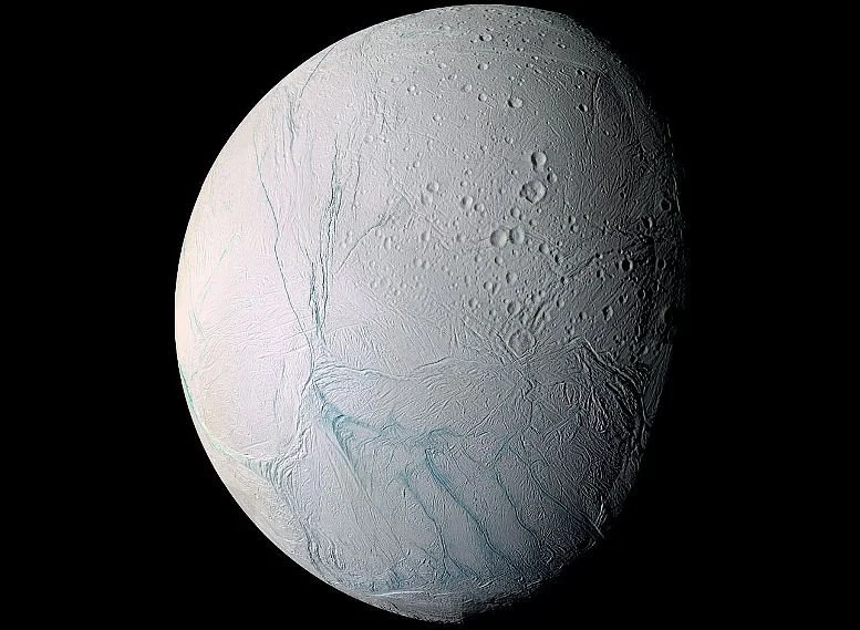 Was Enceladus das Herz wärmt