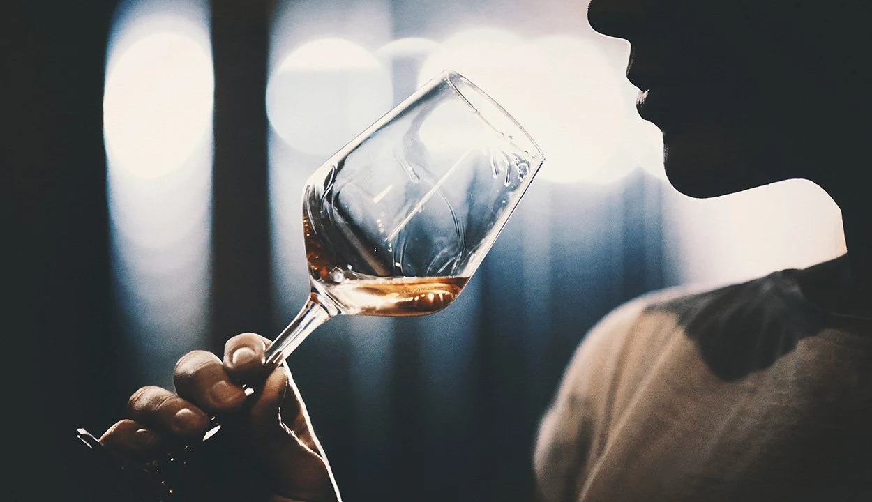 Alkohol verändert Zellzwischenräume im Gehirn