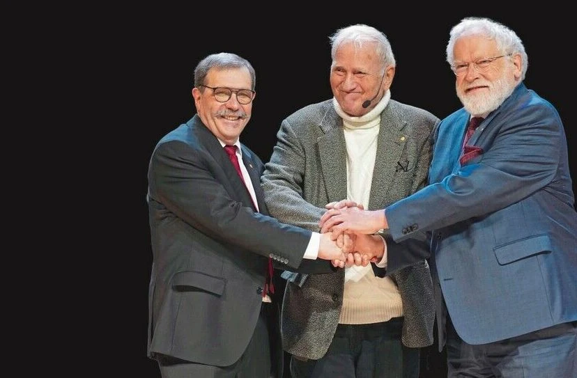 Pioniere im Quantenkosmos