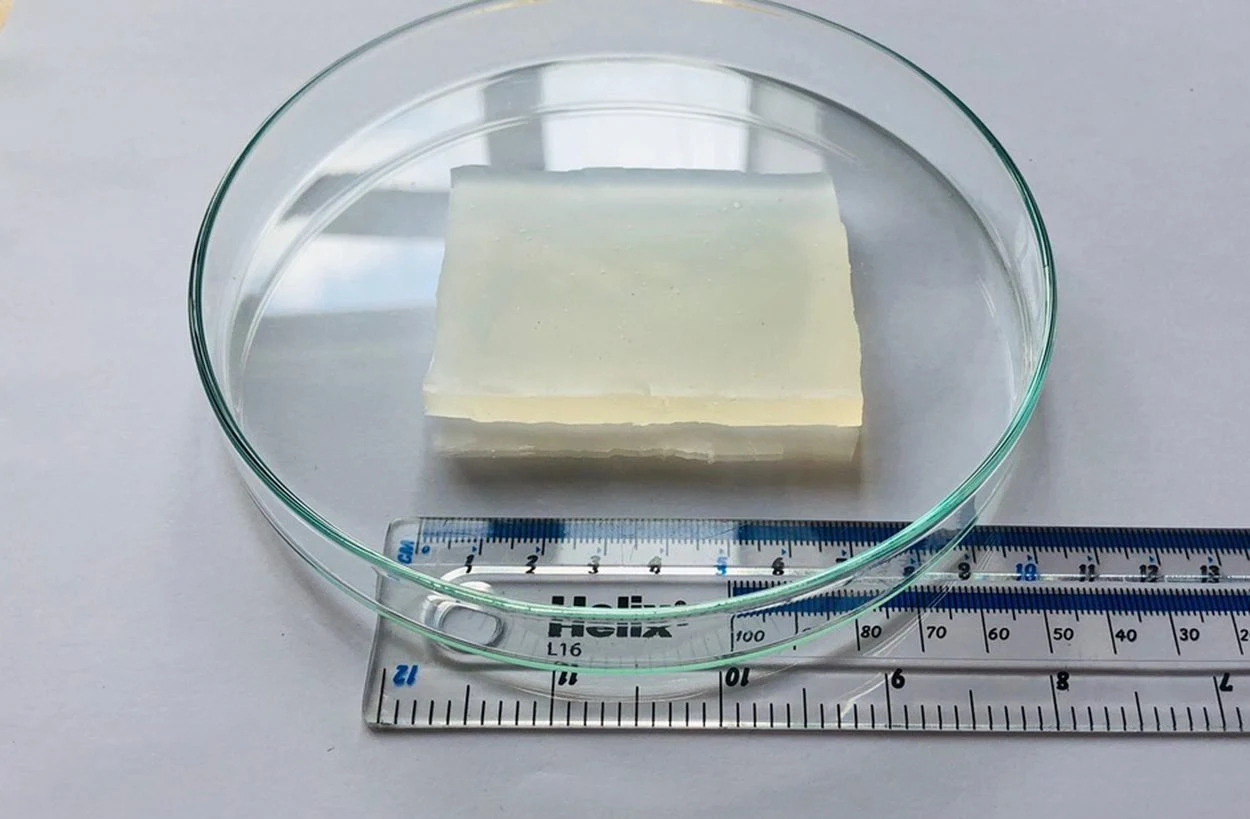 Hydrogel wird hart wie Glas