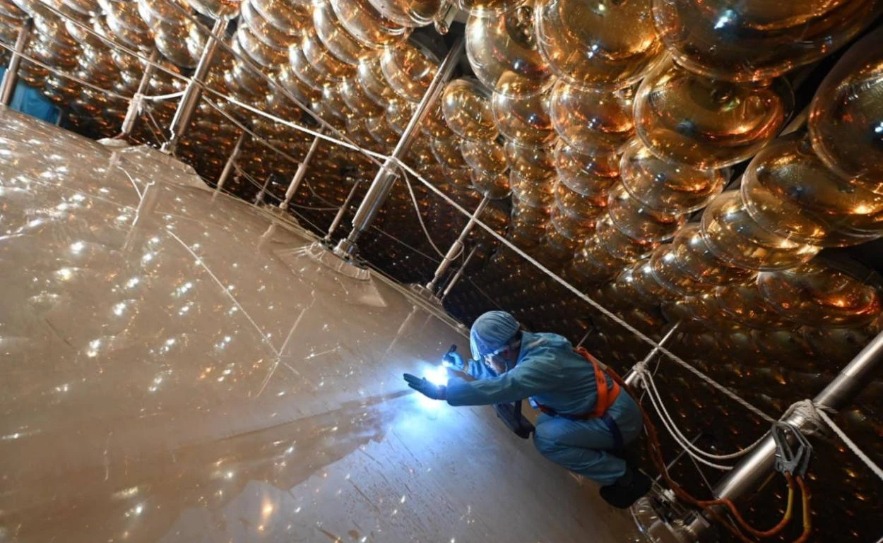 Knackt der JUNO-Detektor das Neutrino-Rätsel?