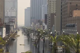 Land unter in der Stadt