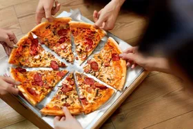 "Pizza-Mathematik": Die Kunst des Teilens