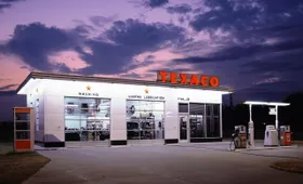 Autohersteller vs. Selbermacher: Der ewige Wettlauf