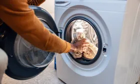Welche Keime auch nach der Wäsche in der Kleidung bleiben