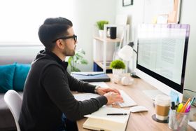 Die Bedeutung eines Ghostwriters für Literatur und Wissenschaft: Einblick in die Arbeitsweise