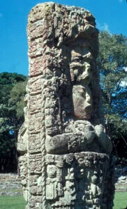 Maya-Stele