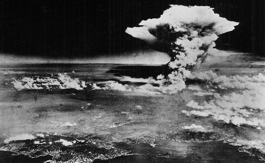 ATombomben-EXplosion über Hiroshima