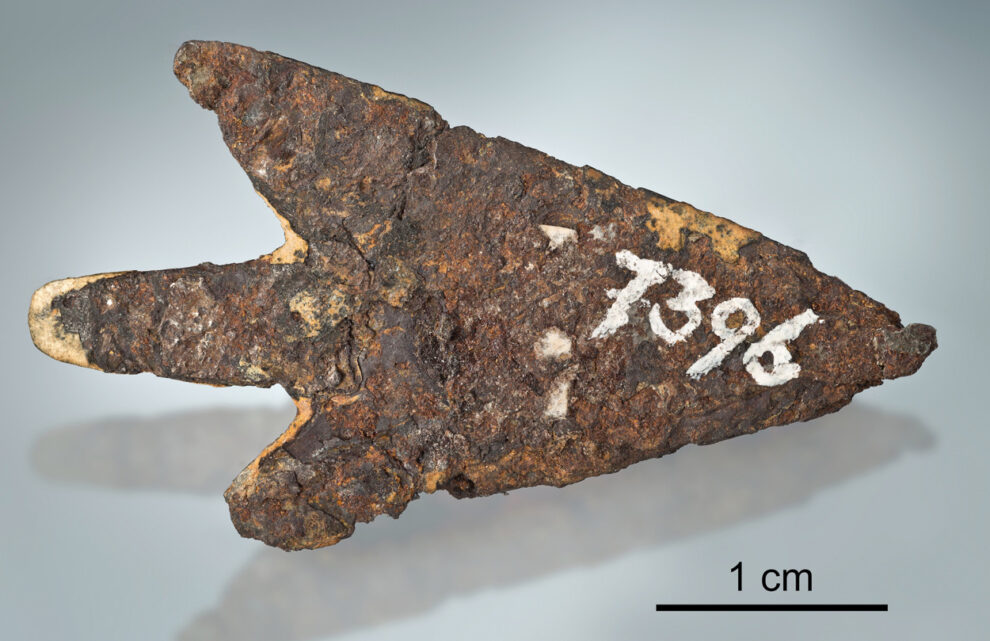 Bronze Age arrowhead made of meteorite iron