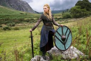 "Vikings"_Season_2_(2014)__Lagertha_(Katheryn_WInnick)_is_the_first_wife_of_Ragnar_Lothbrok_